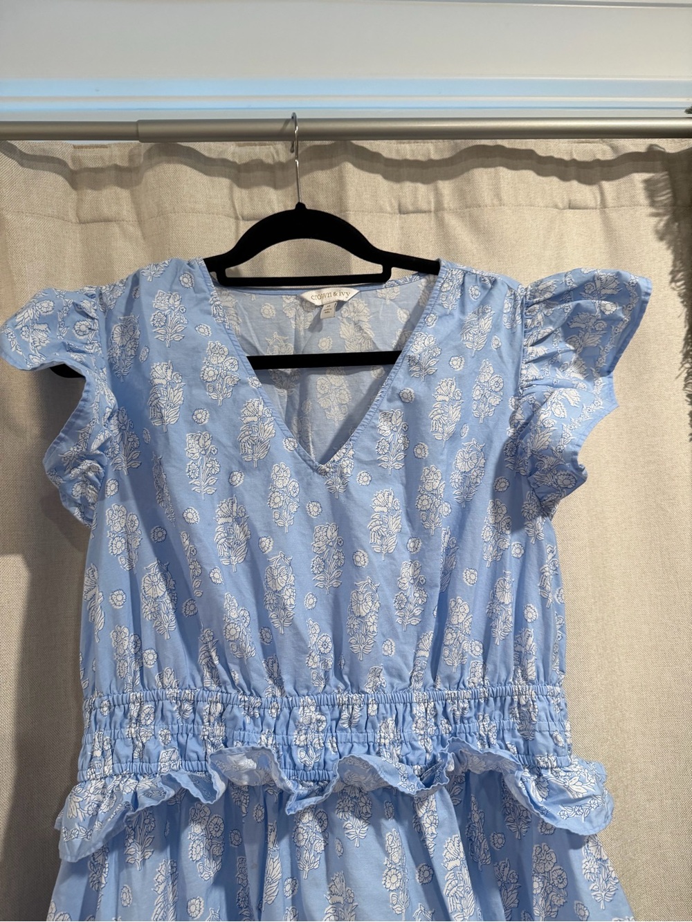Crown & Ivy Light Blue Floral Dress - Picture 3 of 4